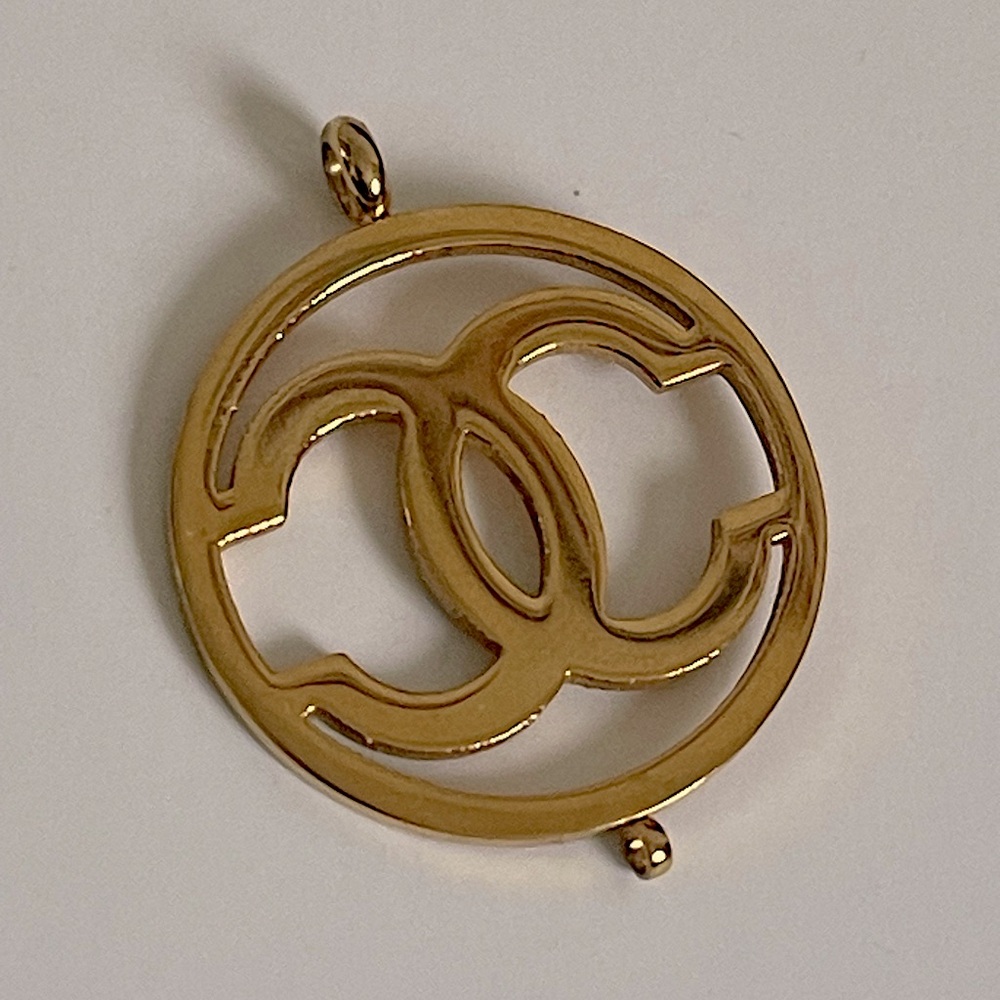 Stunning vintage Channel charm (necklace, bracelet)
